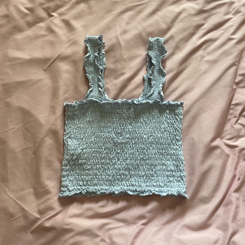 SOLD-OUT Hollister Light Blue Smocked Crop Tank Top w/Ruffle Sleeves